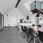 Amazing In With Kitchen *