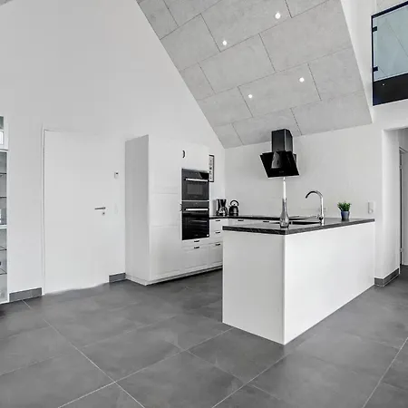 بيت للعطل Amazing In Romo With Kitchen *